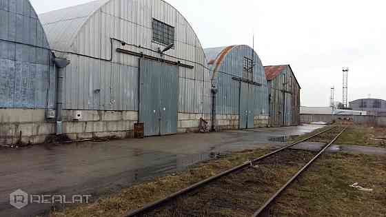 Nomai tiek piedāvāts siltināts angārs ar dzelzceļa pievadu.     Teritorija - lieliski attīstīta infr Rīga