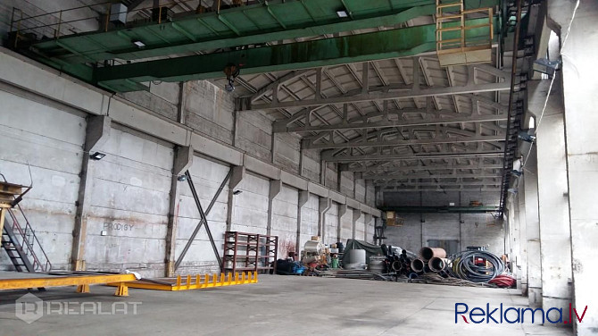 Nomai tiek piedāvātas neapkurinātas noliktavas/ražošanas telpas 650 m2 platībā , tai skaitā Rīga - foto 3