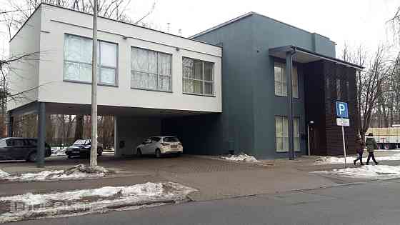 Nomai tiek piedāvāta biroja ēka 2. stāvos , lietderīgā platība 460.70 m2, ar iespēju nomāt katru stā Rīga