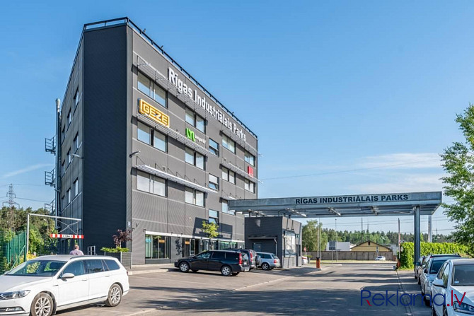Piedāvājam nomāt kvalitatīvas biroja/tirdzniecības telpas 170 m2 platībā, kas atrodas ēkas Rīga - foto 1