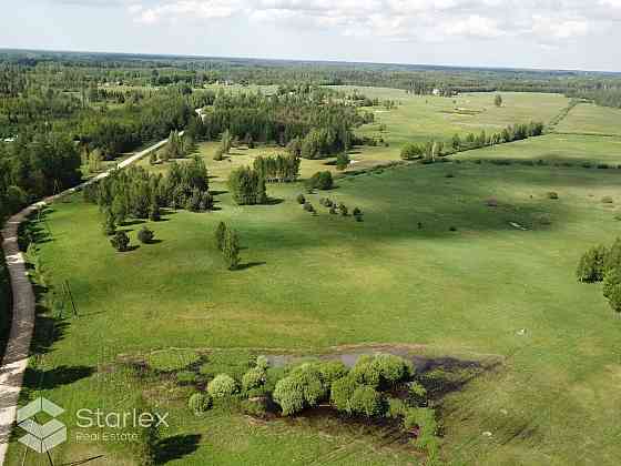 Продается незастроенный земельный участок общей площадью 35000 м2 в Огрском уезде, Огре и Огрский край