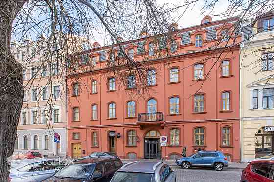 К покупке предлагается просторная четырехкомнатная квартира на одной из самых Rīga