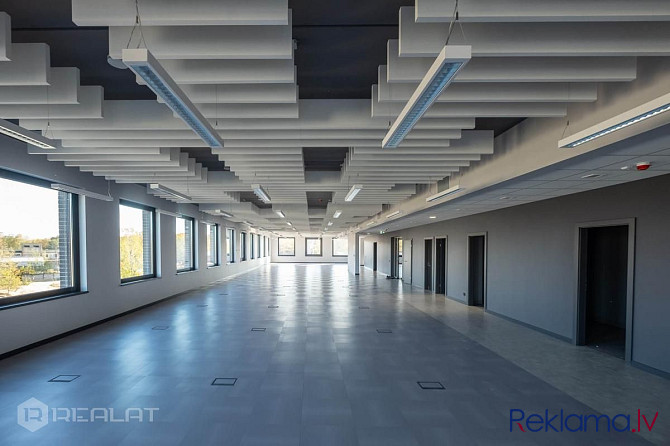 Biroju ēka P83 (2018) ir mūsdienīgs un moderns B klases biroju komplekss - piecu stāvu moderna Rīga - foto 7