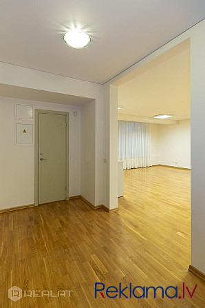 Birojs ar 3 darba telpām, pilnībā aprīkota virtuves zona, vannas istaba ar dušu, signalizācijas sist Рига - изображение 7