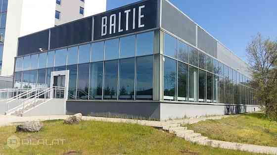 Iznomā augstvērtīgas tirdzniecības telpas jaunā biroju ēkā Krasta rajonā. Blakus atrodas tirdzniecīb Rīga
