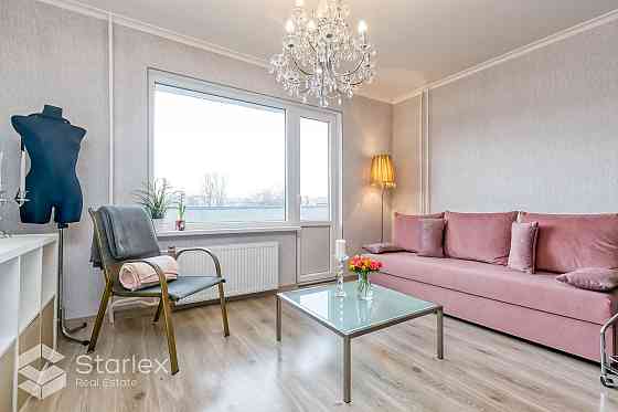 Tiek pārdots burvīgs, neliels 1 - istabas dzīvoklis ar nesen (2022.gadā) veiktu dizaina kapitālo rem Rīga