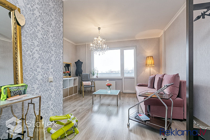 Tiek pārdots burvīgs, neliels 1 - istabas dzīvoklis ar nesen (2022.gadā) veiktu dizaina Rīga - foto 3