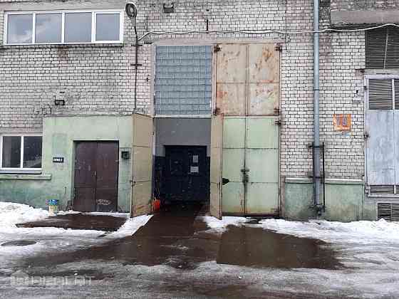 Iznomā sausas , neapkurināmas noliktavas - ražošanas telpas 170 m2. platībā.   + Iespējams pašiem iz Rīga