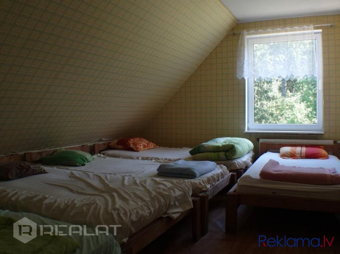 Dzīvošanai vai viesu nama biznesa turpināšanai izīrējas lielisks īpašums pierīgā, ar Rīgas rajons - foto 7