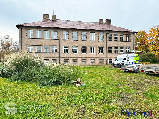 Iznomā Mežgaļu skolas ēku ar kopējo platību 1260 m2 un 70 telpām ēkas 3 stāvos. Pirmajā stāvā atroda Бауска и Бауский край - изображение 12