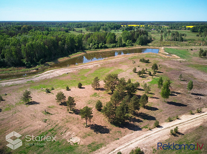 Pārdod savrupmāju apbūvei paredzētu ciematu Kancersili, kas atrodas Ogres novada Tīnūžu pagastā.
Cie Огре и Огрский край - изображение 8