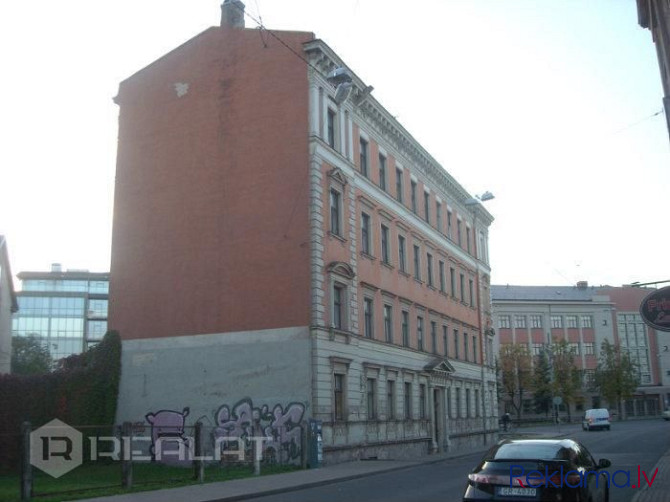 Pārdodam četrstāvu ēku ar pagrabu Pulkveža Brieža ielā 20.  - ēka būvēta 1882. gadā Rīga - foto 9