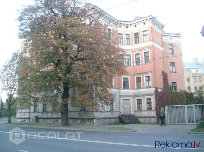 Pārdodam četrstāvu ēku ar pagrabu Pulkveža Brieža ielā 20.  - ēka būvēta 1882. gadā Rīga - foto 1