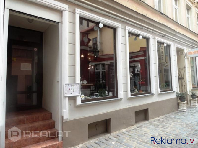 Pārdod darbojošos Itāļu restorānu paša Rīgas sirdī, kur krustojas Vecpilsēta ar moderno centru. Māja Рига - изображение 1