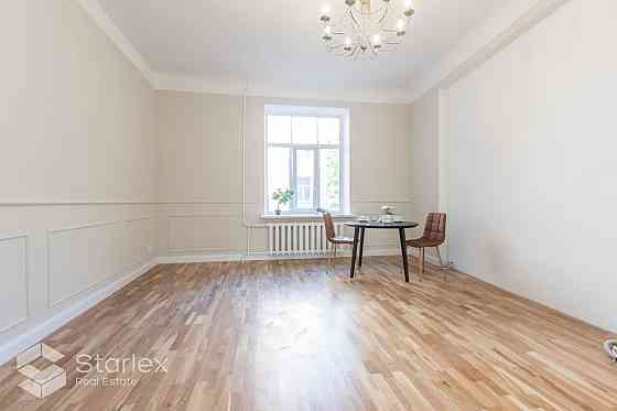 Продается 3-комнатная квартира с качественной внутренней отделкой, готовым Rīga