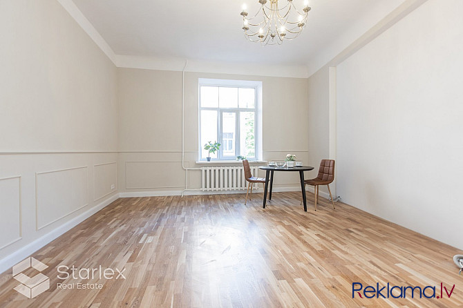 Tiek pārdots 3 istabu dzīvoklis ar kvalitatīvu pilnu iekšējo apdari un pabeigtu vannas istabu Rīga - foto 1