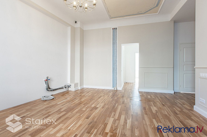 Tiek pārdots 3 istabu dzīvoklis ar kvalitatīvu pilnu iekšējo apdari un pabeigtu vannas istabu Rīga - foto 3