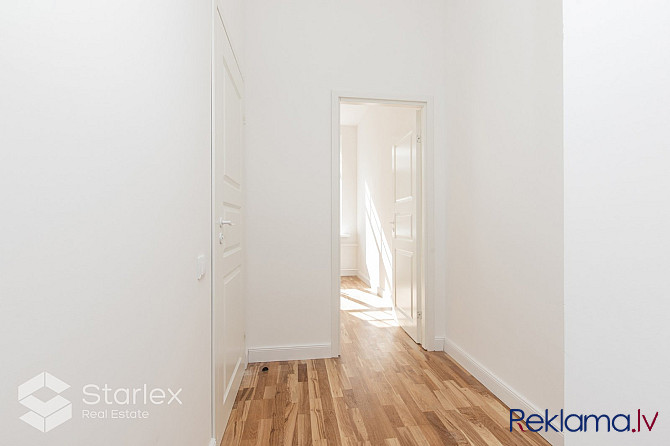 Tiek pārdots 3 istabu dzīvoklis ar kvalitatīvu pilnu iekšējo apdari un pabeigtu vannas istabu Rīga - foto 14