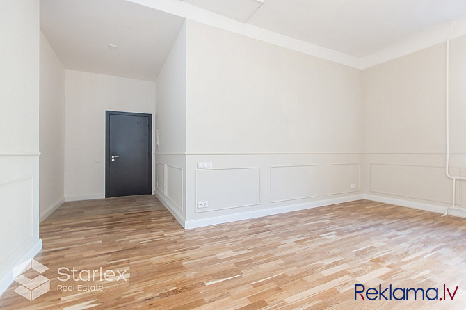 Tiek pārdots 3 istabu dzīvoklis ar kvalitatīvu pilnu iekšējo apdari un pabeigtu vannas istabu Rīga - foto 12