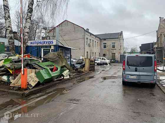 Pārdod ēku rekonstrukcijas stadijā. Visi inženiertīkli, apkures risinājums plānojas granulas un gāze Рига