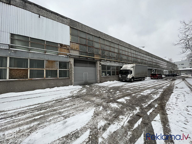 Iznomā ražošanas - noliktavas telpas 4000 m2 platībā. Telpas atrodas stratēģiski izdevīgā Rīga - foto 1