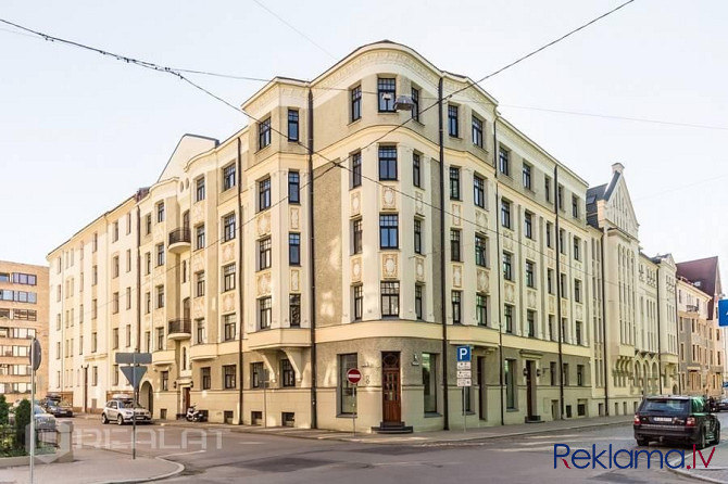 Biroja telpas renovētā ēkā vēstniecību rajonā ar modernu iekšējo apdari, kopējo platību Rīga - foto 2