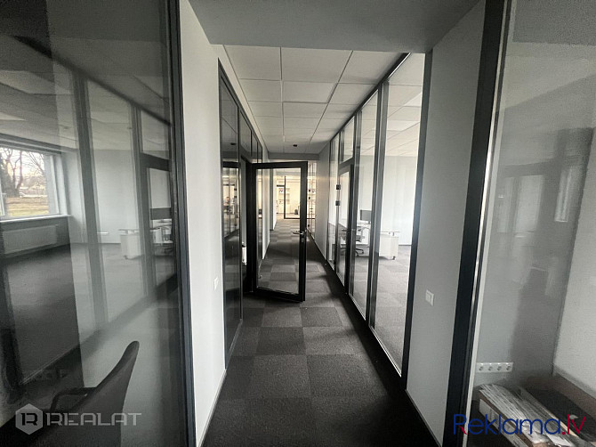 Iznomā biroja telpas 483 m2. platībā +  Renovēta ēka  + Telpas atrodas divstāvu ēkas 1. Rīga - foto 6