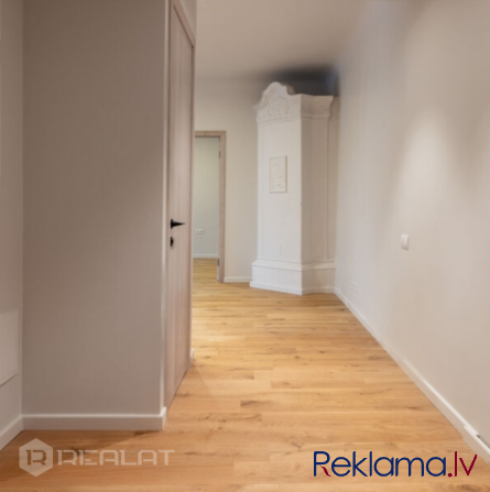 Pārdod moderni izremontētu 3 - istabu dzīvokli ar kopējo platību 66 kv. m ar auto vietu Rīga - foto 2