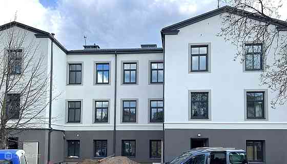Pārdošanā tiek piedāvāts kapitāli izremontēts dzīvoklis, kurā var ienākt un dzīvot Dzīvoklis pārdodā Rīga