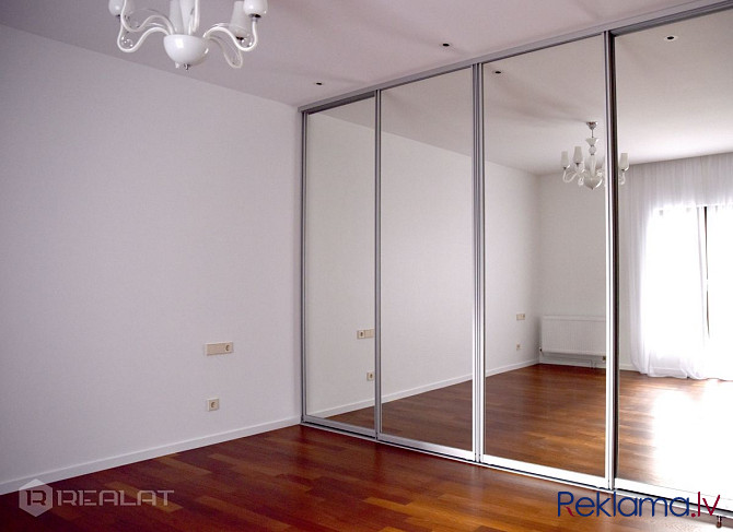 Laipni lūdzam jūsu jaunajā mājoklī - satriecošā modernā 2-istabu dzīvoklī, kas ideāli piemērots tiem Рига - изображение 3