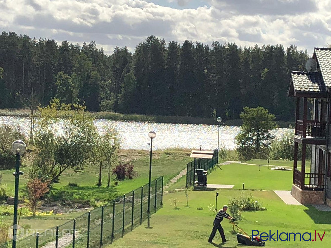 Tiek izīrēta ilgtermiņā eco-māja Jūrmalā ar savu piestātni Lielupes krastā.   Māja, kas Jūrmala - foto 1