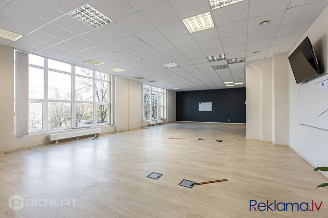 Iznomā biroja telpas ar kopējo platību 774.3 m2.(pastāv iespēja nomāt mazākas platības). nomas maksa Рига - изображение 8