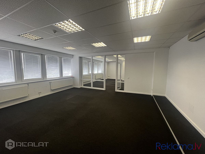 Iznomā biroja telpas modernā Biznesa centrā + platība 395,9 m2. (sadalīts vairākos birojos) + Rīga - foto 15