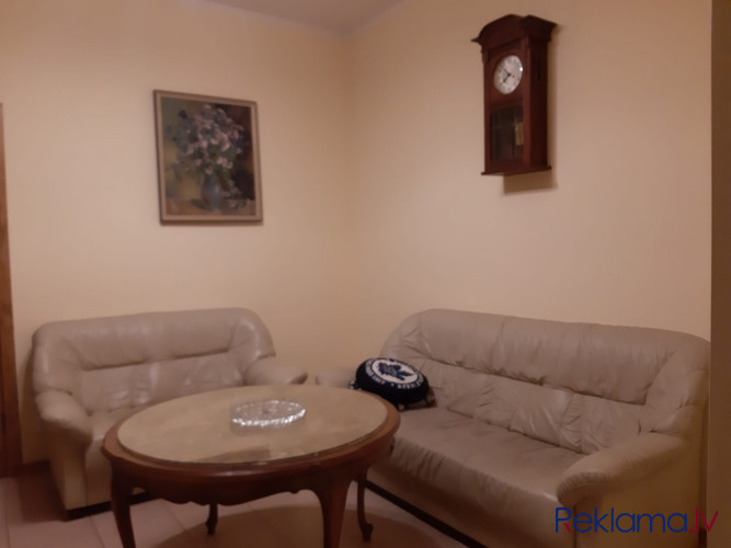For long term rent - one isolated room in a 2-bedroom apartment. The kitchen/living room and bathroo Рига - изображение 1
