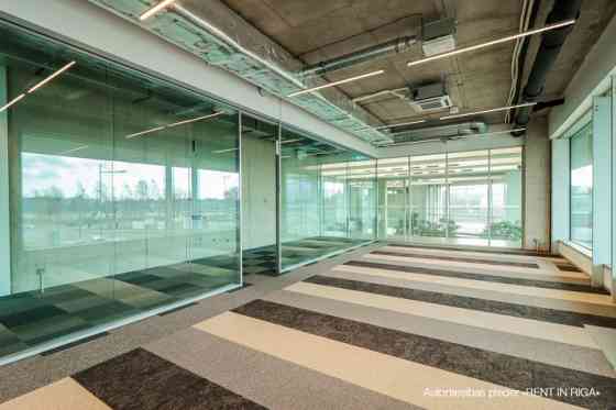 Well-visible and easily accessible office space in the Place Eleven office building. Located on the  Рига