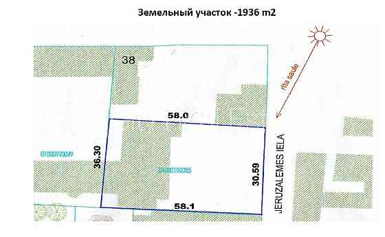 Дом во дворе, реновированный дом, благоустроенный озеленённый двор, подъездная Рига