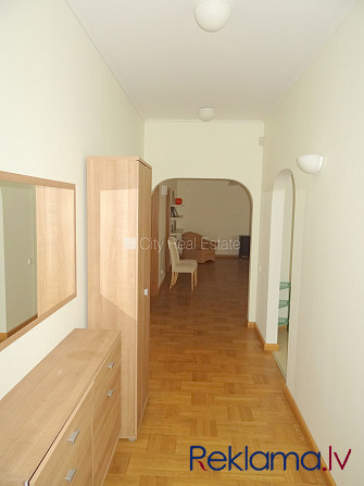 Fasādes māja, renovēta māja, slēgts pagalms, ir lifts, kāpņu telpa pēc kapitālā remonta, Rīga - foto 13