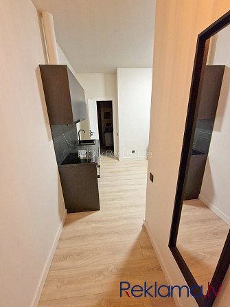 Fasādes māja, renovēta māja, slēgts pagalms, ieeja no ielas, ir lifts, kāpņu telpa pēc Rīga - foto 13