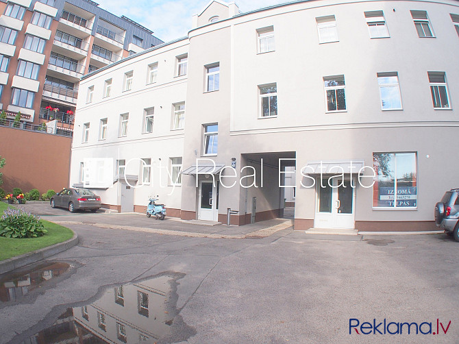 Pagalma ēka, renovēta māja, labiekārtots apzaļumots pagalms, slēgta teritorija, iespēja Rīga - foto 4