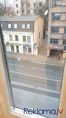 Fasādes māja, renovēta māja, slēgts pagalms, ieeja no ielas, kāpņu telpa pēc kapitālā Rīga - foto 10