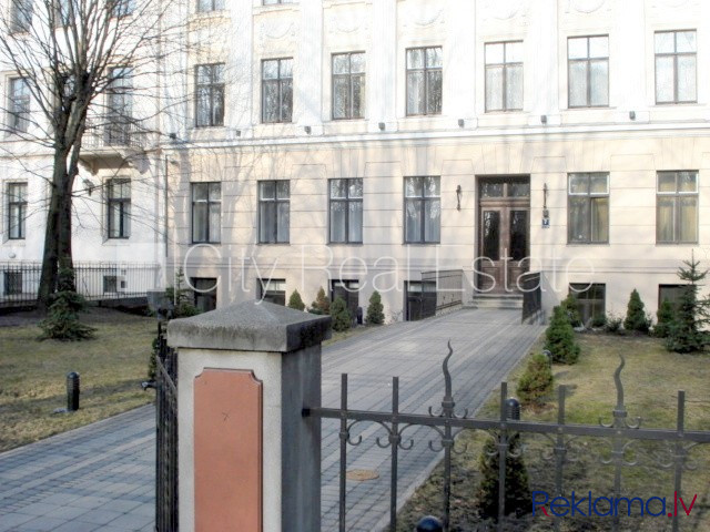 Projekts - Kalpaka Park Residence, renovēta māja, iežogota teritorija, ieeja no ielas, ir lifts, Rīga - foto 14