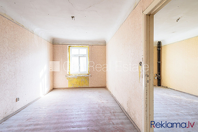 Zeme īpašumā, renovēta māja, labiekārtots apzaļumots pagalms, mājā mainīta jauna Rīga - foto 3