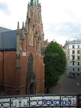 Fasādes māja, renovēta māja, slēgts pagalms, ieeja no ielas, ir lifts, kāpņu telpa pēc Rīga - foto 20