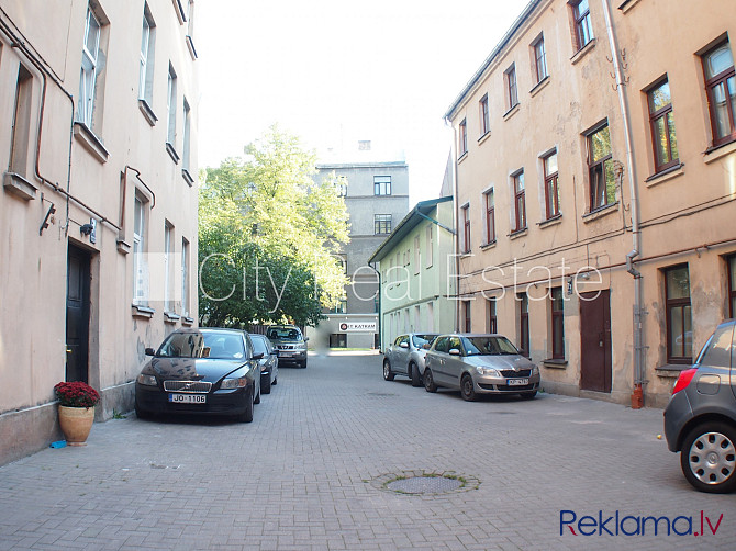 Zeme īpašumā, pagalma ēka, ķieģeļu mūra sienas, labiekārtota apzaļumota teritorija, Rīga - foto 9