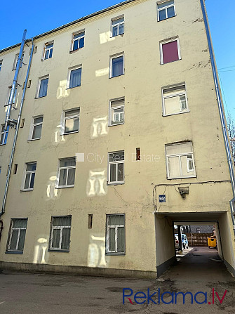 Pagalma ēka, logi vērsti uz pagalma pusi, istaba izolēta 1 gab., viena istaba caurstaigājama, Rīgas rajons - foto 2