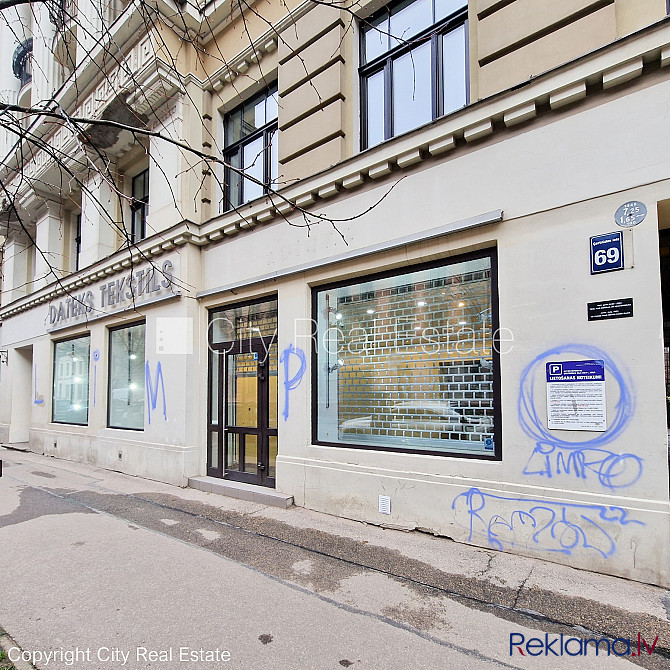 Fasādes māja, viena kvadrātmetra apsaimniekošanas maksa mēnesī  0,38 EUR, ieeja no ielas, Rīga - foto 16