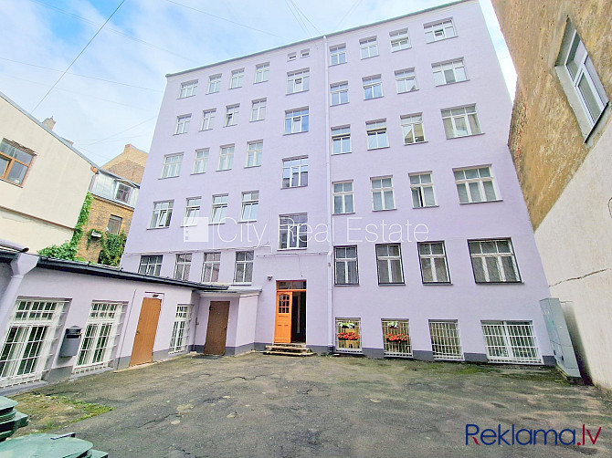 Pagalma māja, renovēta māja, slēgts pagalms, iespēja nomāt autostāvvietu, ieeja no ielas, Rīga - foto 20