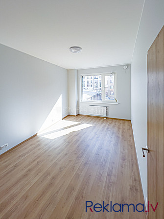 Pagalma ēka, renovēta māja, apsaimniekošanas maksa mēnesī 126,28 EUR, labiekārtots Rīga - foto 7