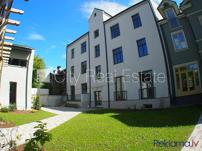 Projekts - Riverside Residence, fasādes māja, renovēta māja, labiekārtota apzaļumota Rīga - foto 16