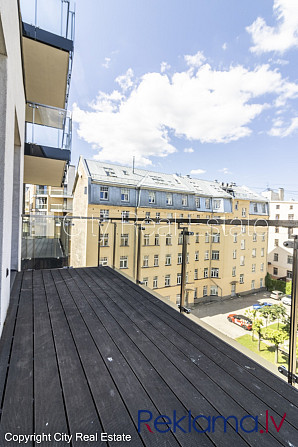 Projekts - J5, pagalma ēka, iespēja nomāt autostāvvietu, ir lifts, balkons 8.8 m2, guļamistabu Rīga - foto 8